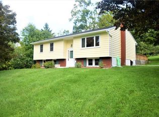 43 Cascade Rd, Warwick, NY 10990