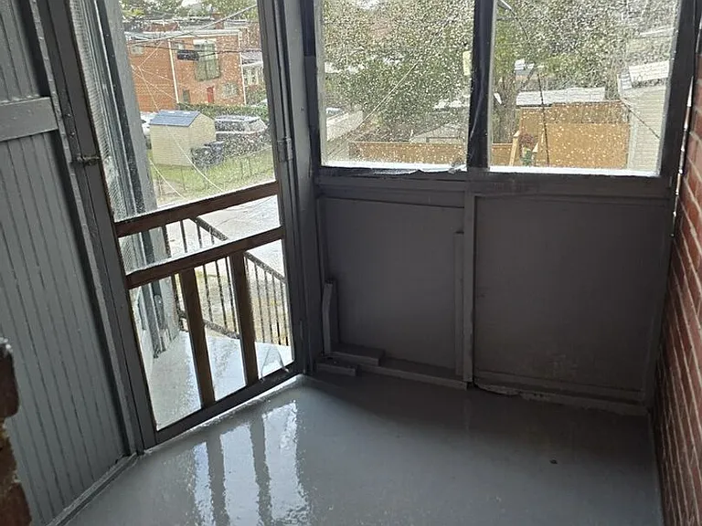 3206 E Capitol St NE — Photo 8