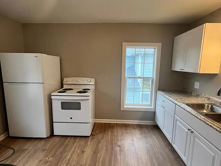 71 Moull St #5 — Photo 18