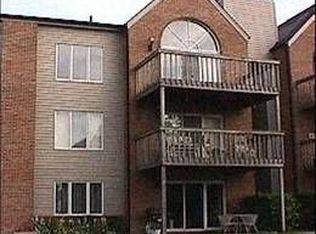 3362 Loon Lake Ct #1, Waterford, MI 48329