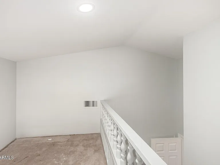 1625 E Montoya Ln — Photo 32