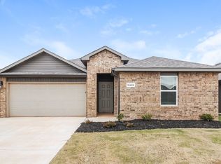 10409 SW 40th St, Mustang, OK 73064