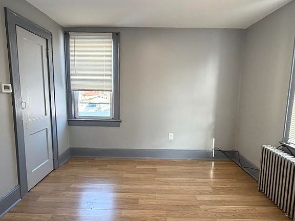 5th image of 13-19 Warren St #19B2