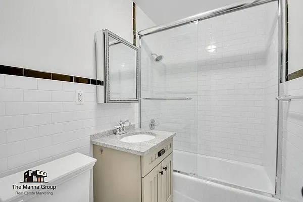 Rented by Bold New York | media 5