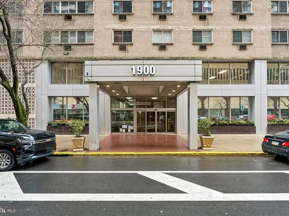 1900 John F Kennedy Blvd APT 1408, Philadelphia, PA 19103