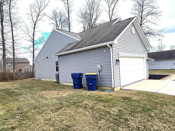 3rd image of 4449 Redhaven Dr