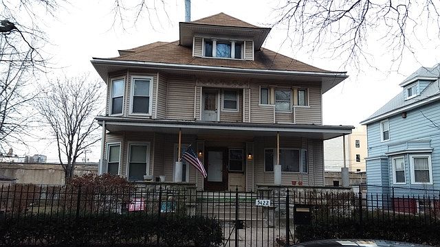 1st image of 5422 N Winthrop Ave