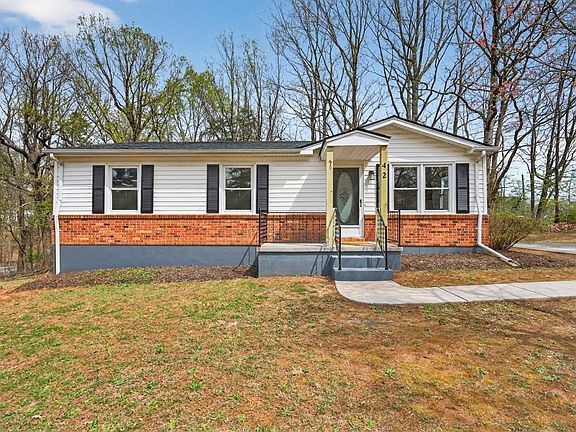 2nd image of 42 Knoll Woods Dr