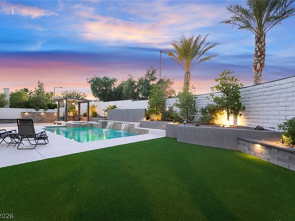 1st image of 12128 Vista Linda Ave