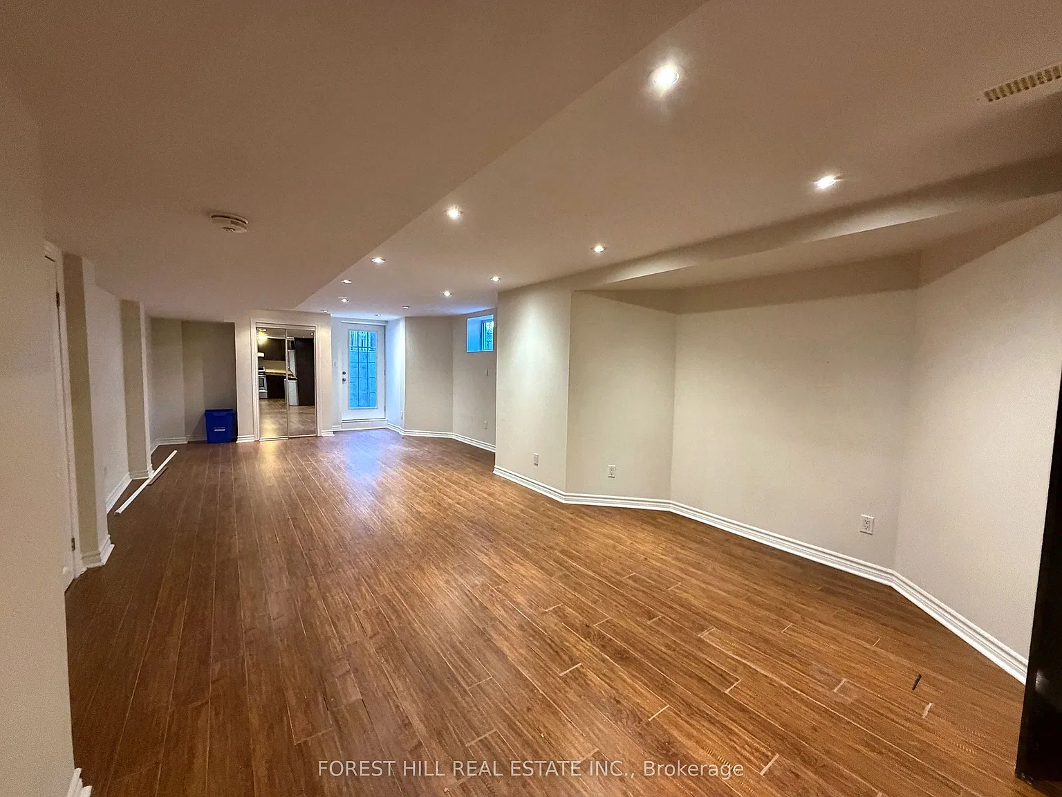 2 bed, $2,450 — Photo 4