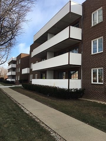 1st image of 150 E Grand Ave APT 308