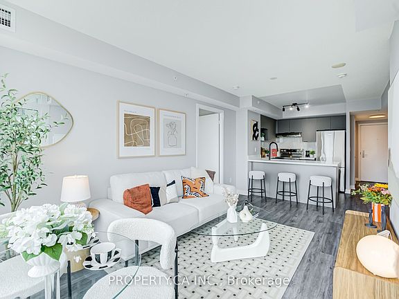 3rd image of 5740 Yonge St #1701