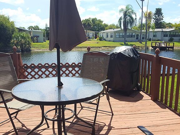 4th image of 237 Plover Dr