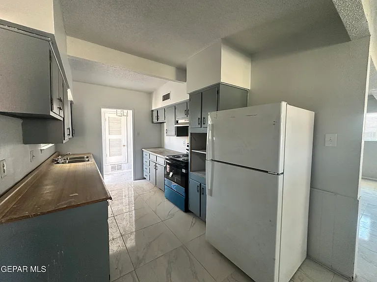 5104 Paris Ave — Photo 4