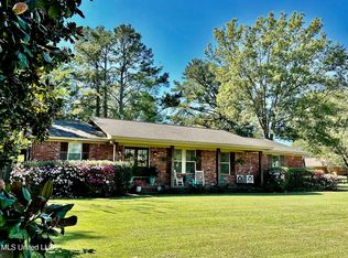 1408 E Peace St, Canton, MS 39046