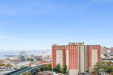 Sold by Thomas Lipovetsky, LREB