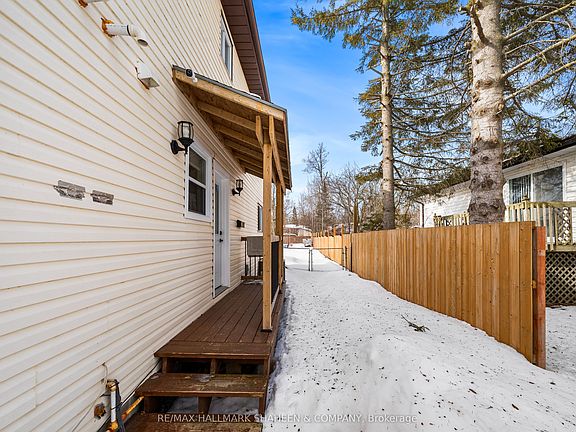 3rd image of 2196 Richard St