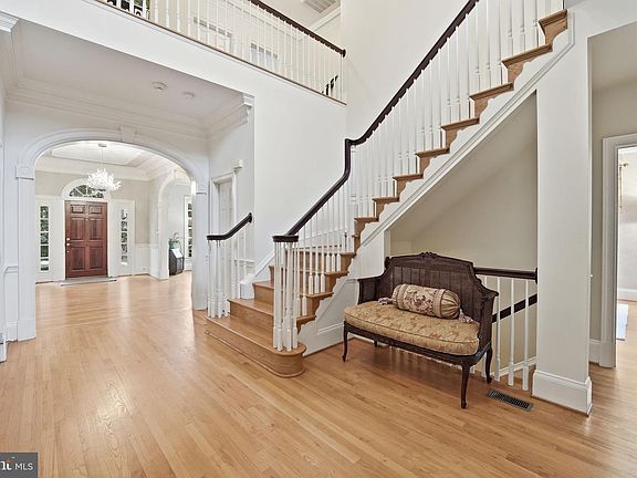 5th image of 9874 Palace Green Way