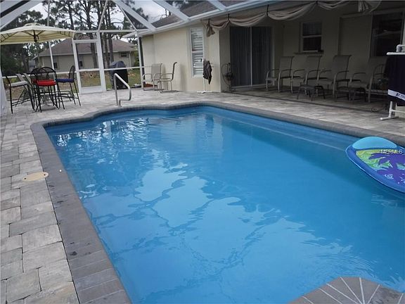 3rd image of 203 Mariner Ln