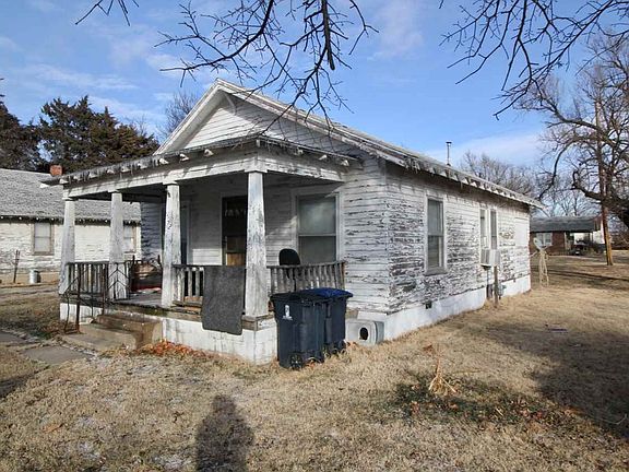 2nd image of 1140 S Topeka St