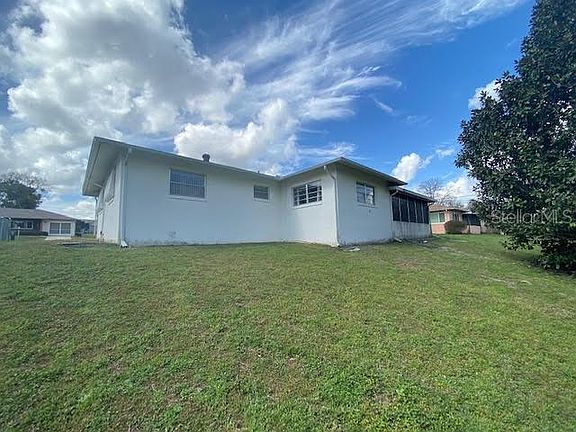 2nd image of 3073 N Deleon Ave