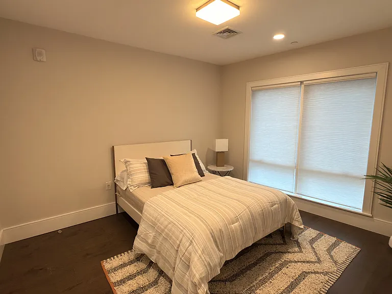 214 Market St #301 — Photo 9