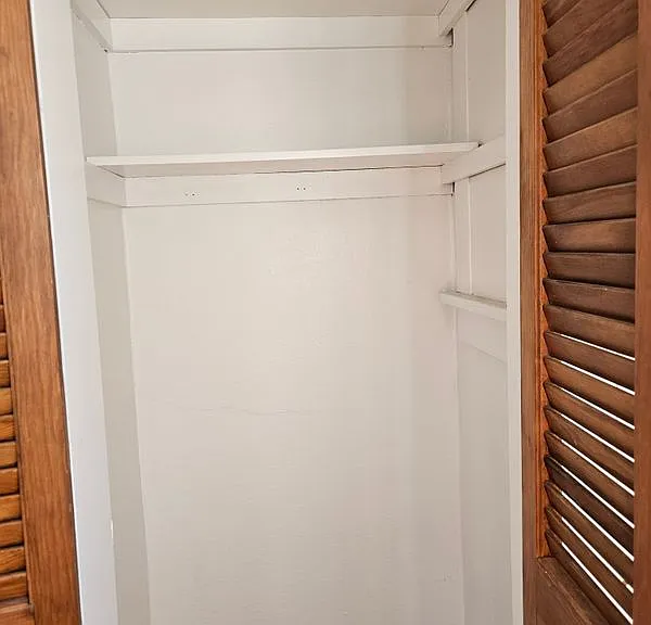 204 Harvard Dr SE #A — Photo 2