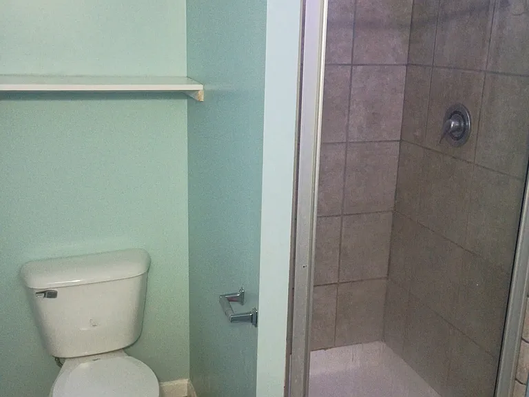 836 Zumstein Dr — Photo 6