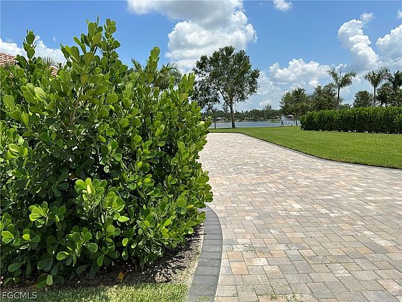 5th image of 13567 Golden Palms Cir