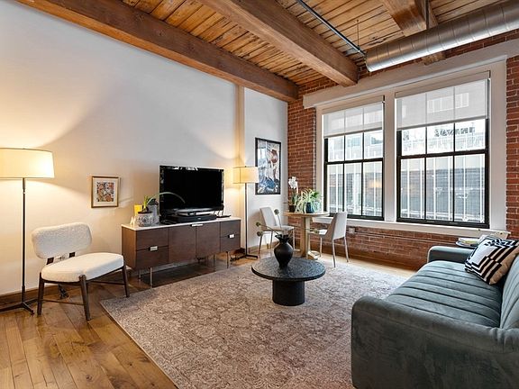 2nd image of 9 W Broadway #316