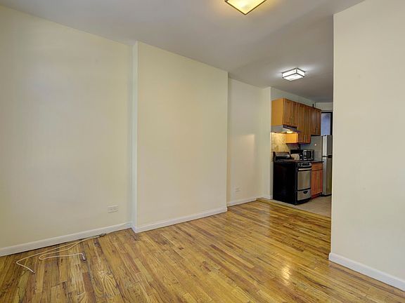 2nd image of 320 E 59th St APT 1B