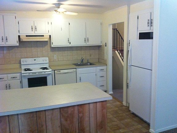 4th image of 11 Milburn St