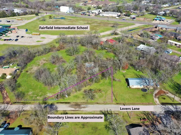 538 Lovers Ln, Fairfield, TX 75840