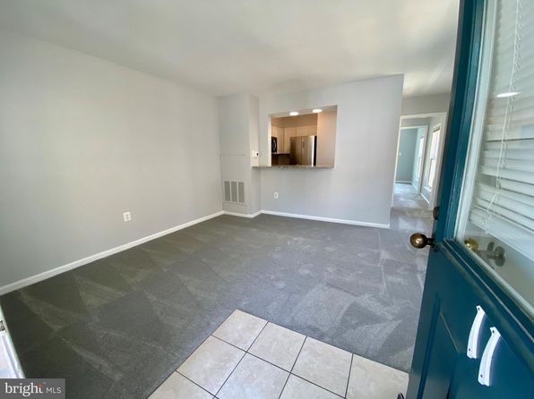 4733 Bradley Blvd APT 11