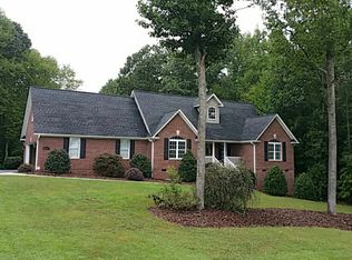 1432 Min Lee Dr, Asheboro, NC 27205