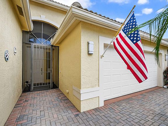 4th image of 9852 Tallyrand Drive