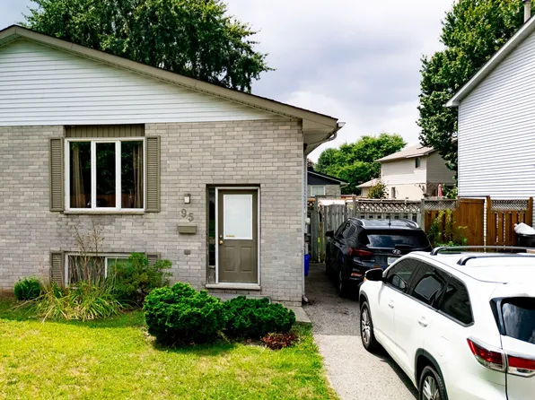 95 Bonaventure Dr, London, ON N5V 4A7