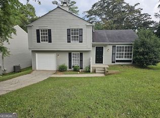 1378 Mill Lake Cir, Stone Mountain, GA 30088