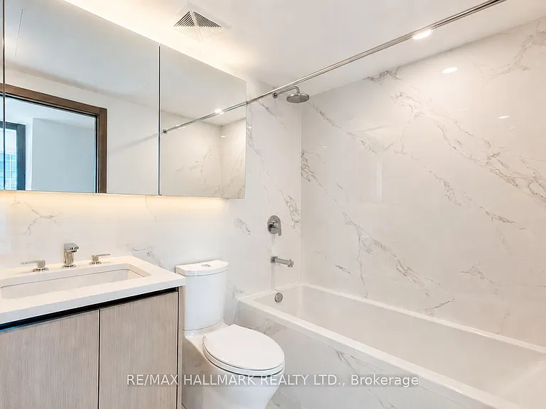 27 McMahon Dr #3109 — Photo 10