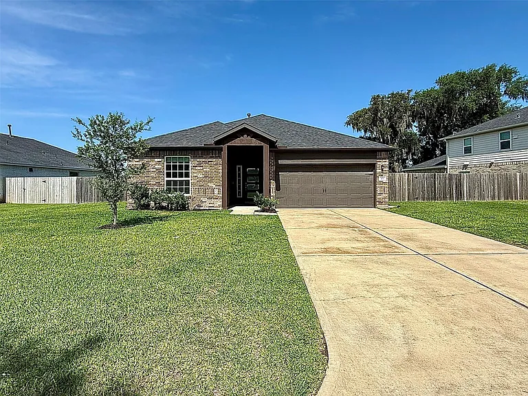 307 Twin Lakes Blvd W — Photo 44