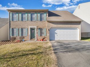 6936 Linn Dr, Roanoke, VA