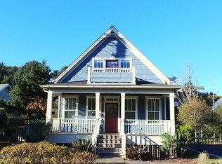 550 SW 28th St, Lincoln City, OR