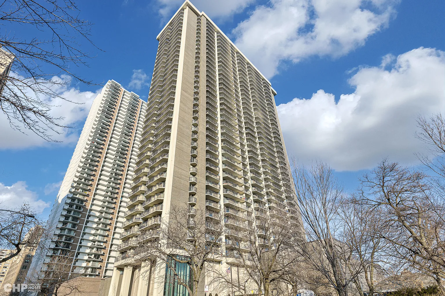 6007 N Sheridan Rd APT 4D photo 1