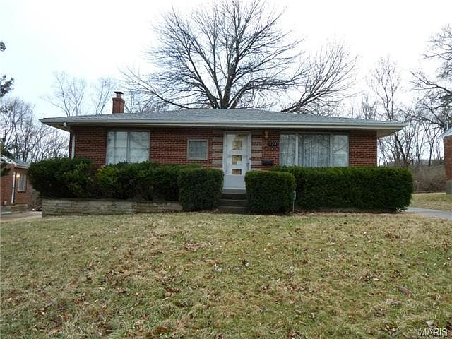1st image of 124 Madonna Dr