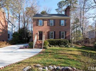 1016 Chimney Hill Dr, Apex, NC 27502