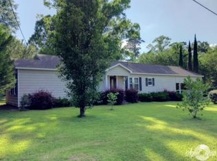 1718 Olive St, Olla, LA 71465