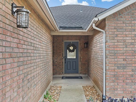 3rd image of 15971 Tampke Pl
