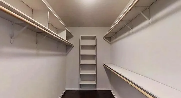4214 Alexandria Ave — Photo 18
