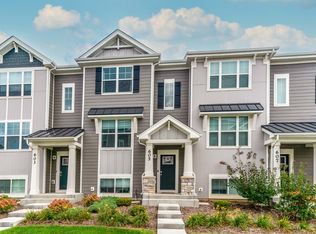 605 Acadia Ave, Mundelein, IL 60060