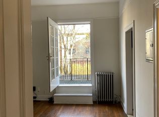 333 8th St #2, Brooklyn, NY 11215
